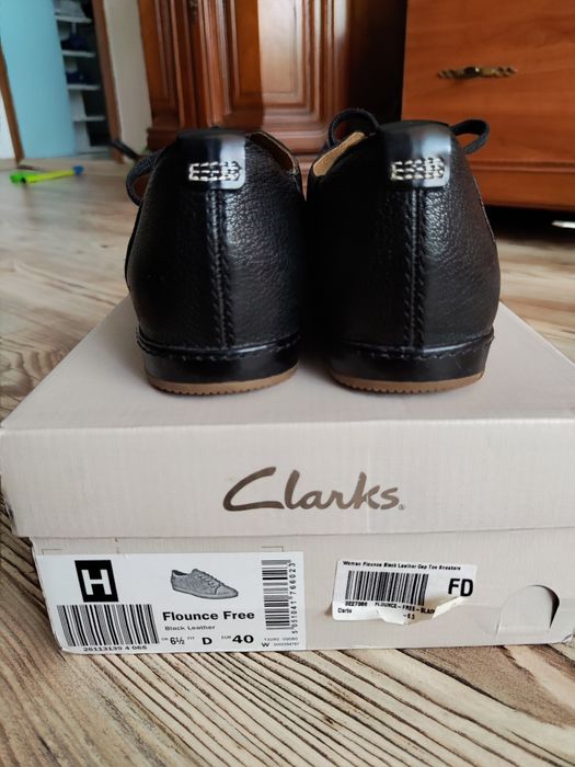 Clarks flounce free on sale