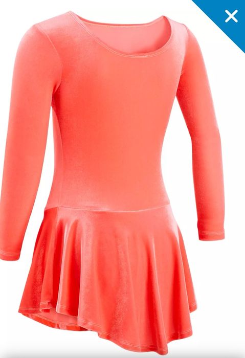 Рокля за фигурно пързаляне