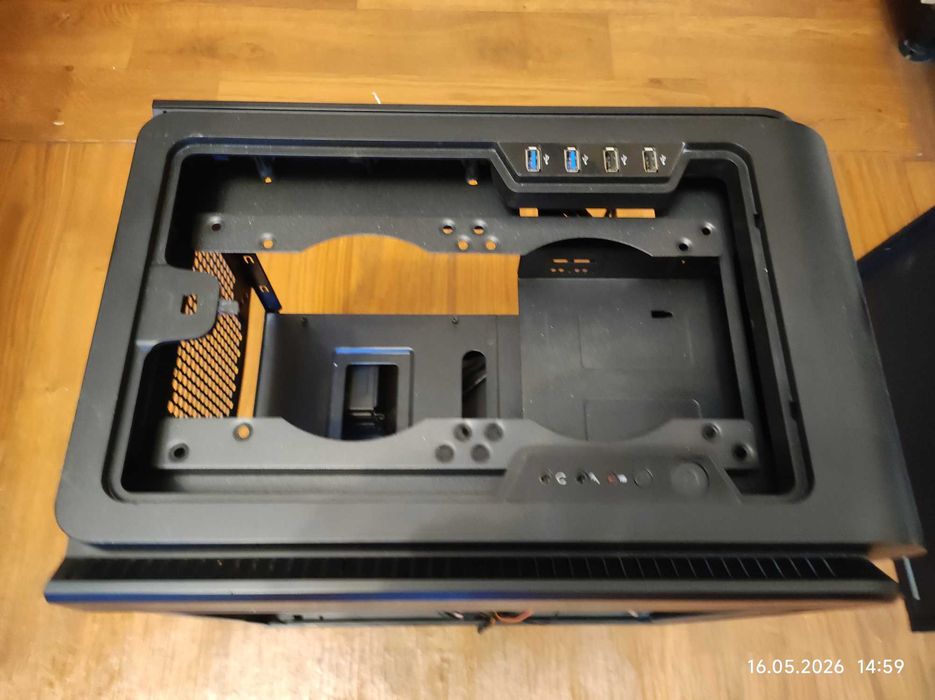 Корпус Aerocool DS Cube, micro-ATX
