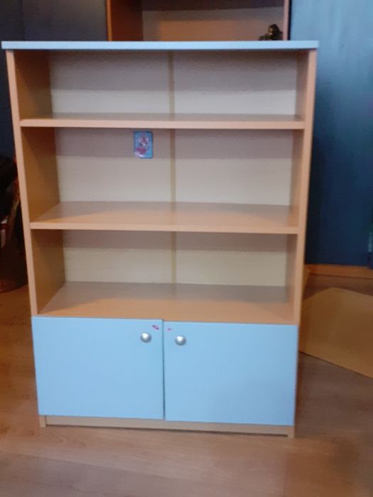 Mini biblioteca pentru copii