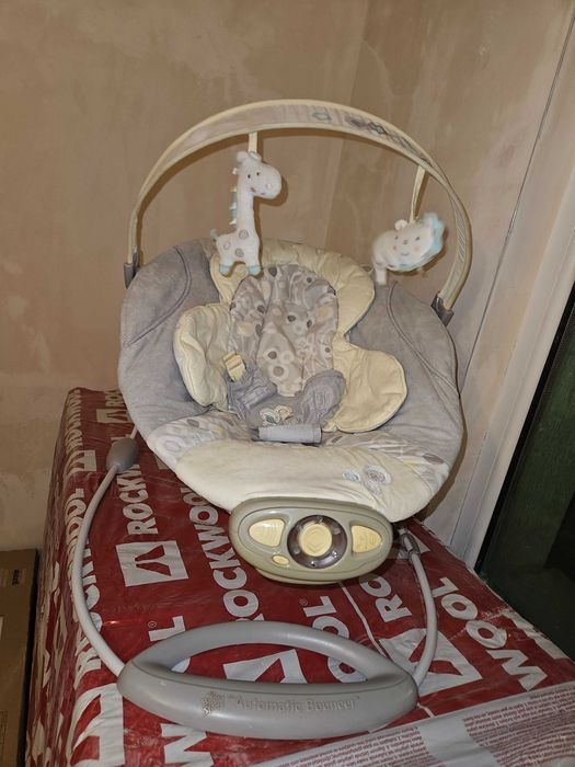 Шезлонг за бебе Bright stars