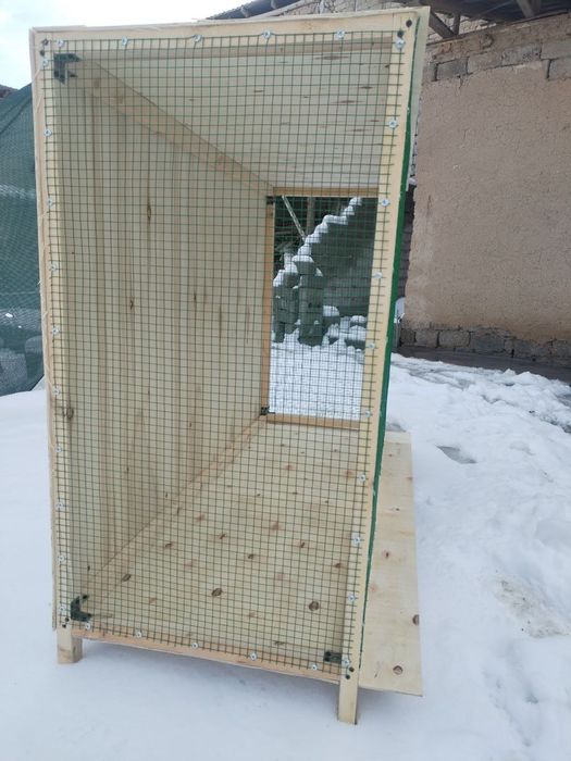 Valer sotiladi. Yangi. Mustaxkam.
Uzunligi 1.5 metr
Eni 50 smtr