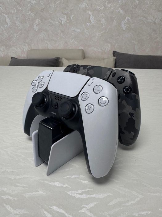 PS 5 slim 1tb почти новый