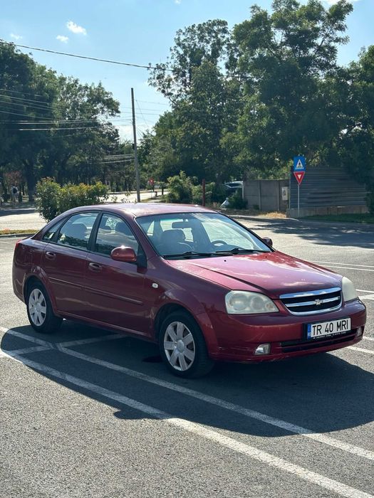 Vand Lacetti, în stare foarte bună
