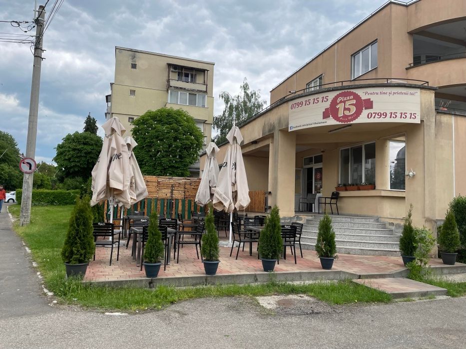 După aproape 9 ani, Pizza 15 își caută următorul proprietar.
