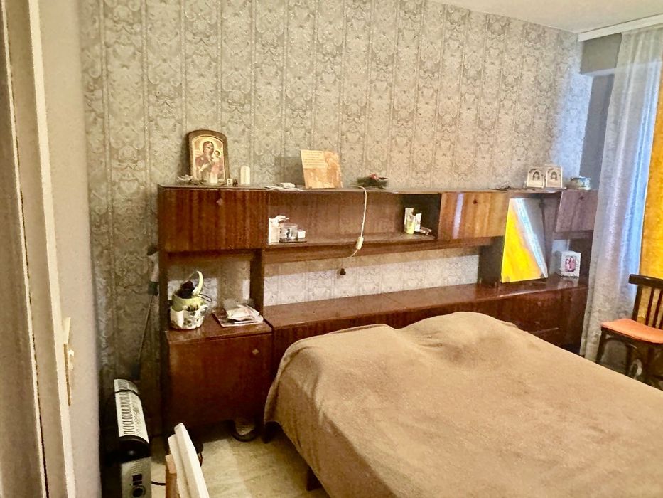 Продава се Тристаен апартамент в Русе, Дружба 1 - 77 кв.м за 1039 €/кв.м - Снимка #6