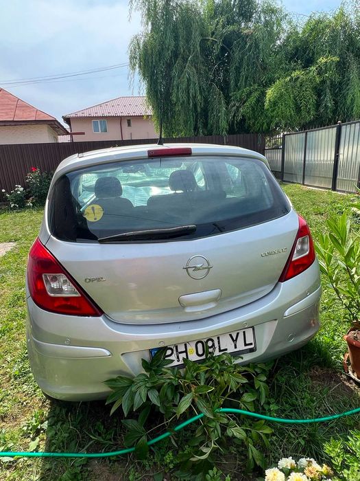 Opel Corsa D 1.2 Benzină Automată | 2007 | 184.000 km | 2.300 € negociabil
