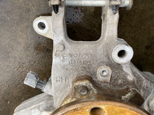 Fuzeta spate dreapta VOLVO XC90 XC60 2015+ 31658320 32395005