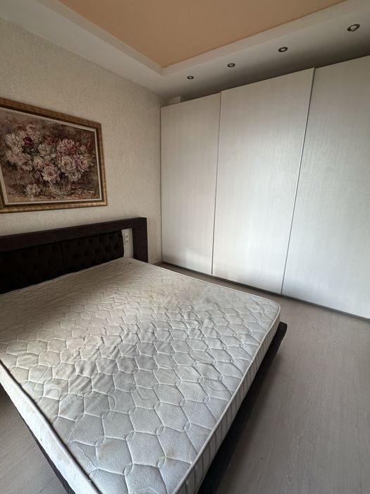 Дава се под наем Двустаен апартамент в Варна, Възраждане 1 - 80 кв.м за 528.36 € - Снимка #16