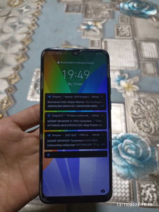 Huawei y6p shishasi alishgan lekin ishlashi zor. Aybi yoq.