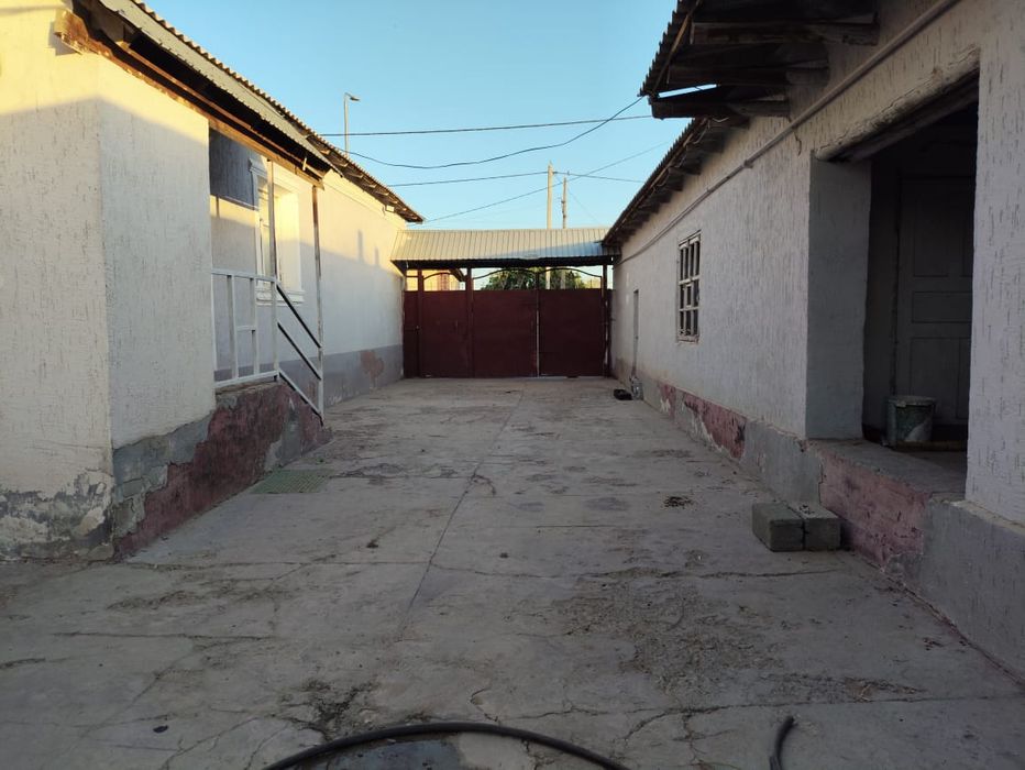 Уй сатылады дуниесимен