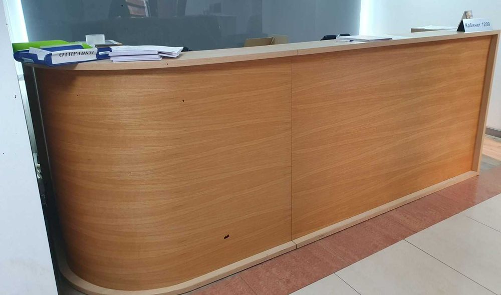 ресепшен офисный б/у