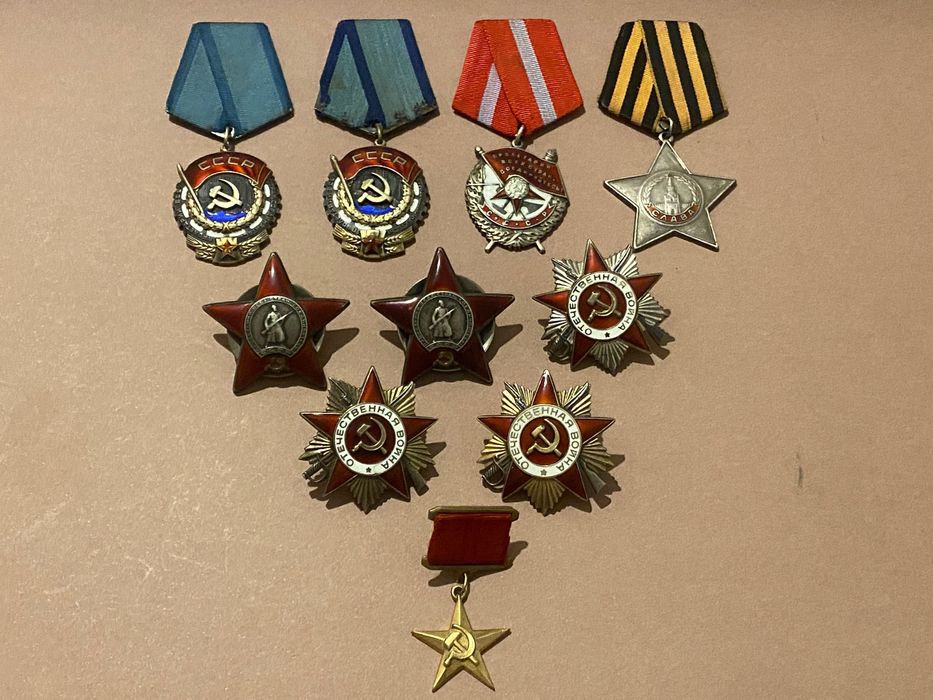 Съветски юбилейни медали на ветеран за края на отечествената война
