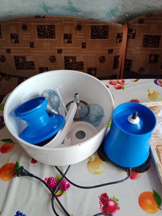 Продам молочный сепаратор