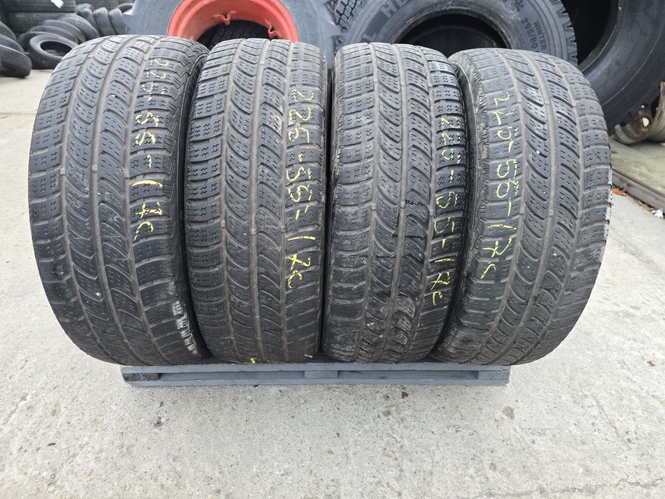 Anvelope de iarna 225-55r17c Continental