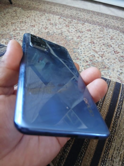 Продам oppo a74 все работает