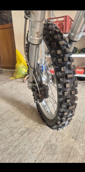 Vând Aprilia 125 2t