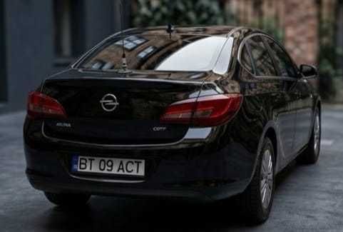 OPEL Astra 2013 — imagine 4