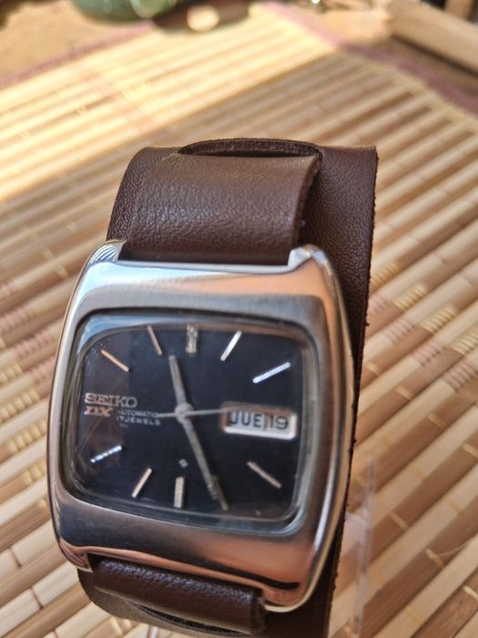 Vînd SEIKO patru modele