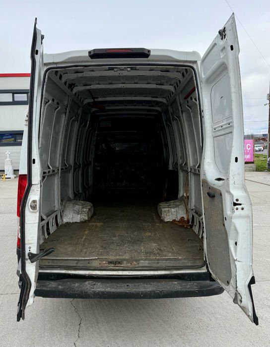 IVECO DAILY 3.0 – Autoutilitara fiabila | Pregatita de lucru