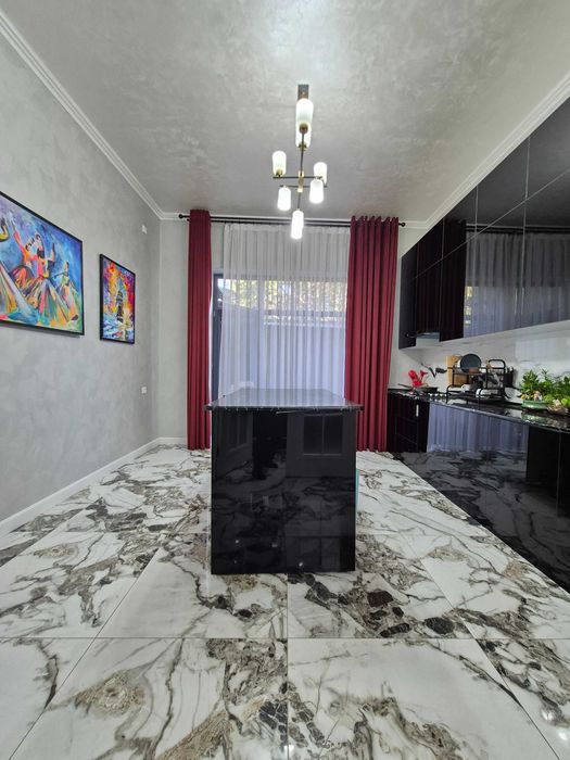 Продается 3 соток Евро Дом (Участок) на Циалковский