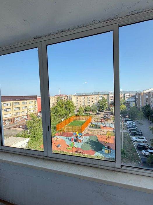Продам 2к квартиру Достык молл 5/5