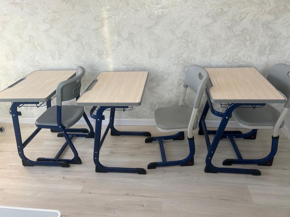 Продам десткую парту на 1 человека