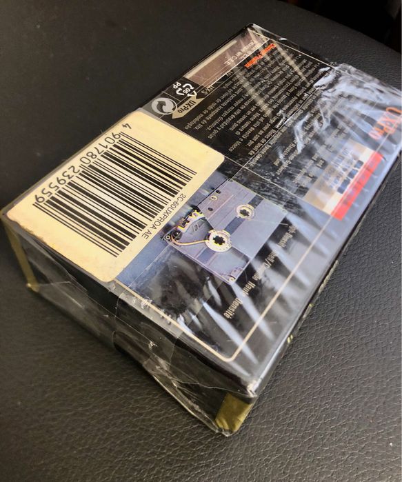 Vând 2 casete audio Sony UX-Pro 60 minute complet noi, sigilate