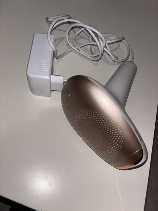 Philips Lumea IPL 7000