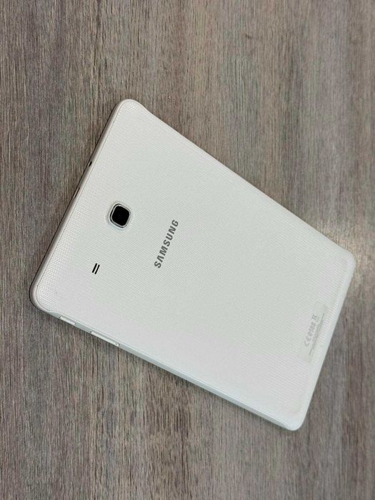 Таблет Samsung Galaxy Tab E
