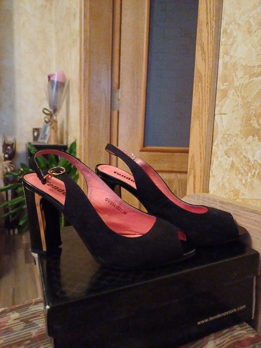 черни елегантни дамски обувки"Tendenz" номер-38