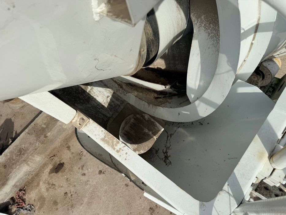 автобетоносмеситель HOWO Бочка новый