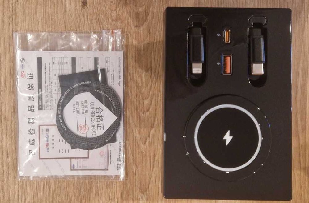 Безжично зарядно за Volvo.