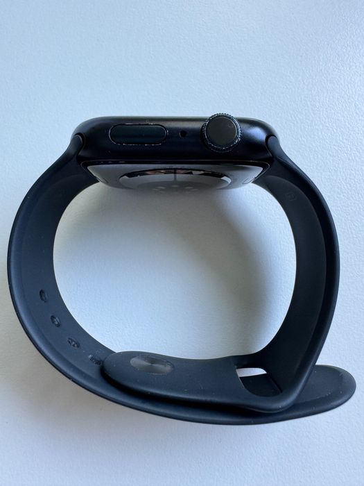 Apple Watch Series 8 45mm GPS — stare foarte bună