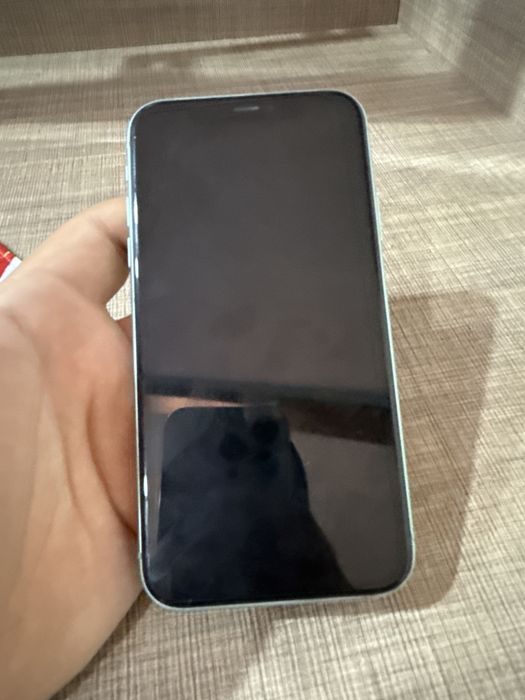 Iphone 11 leaf green
