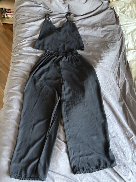 Черен летен комплект (топ + панталон) – S/M