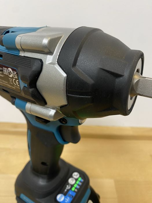 Makita impact DTW 700