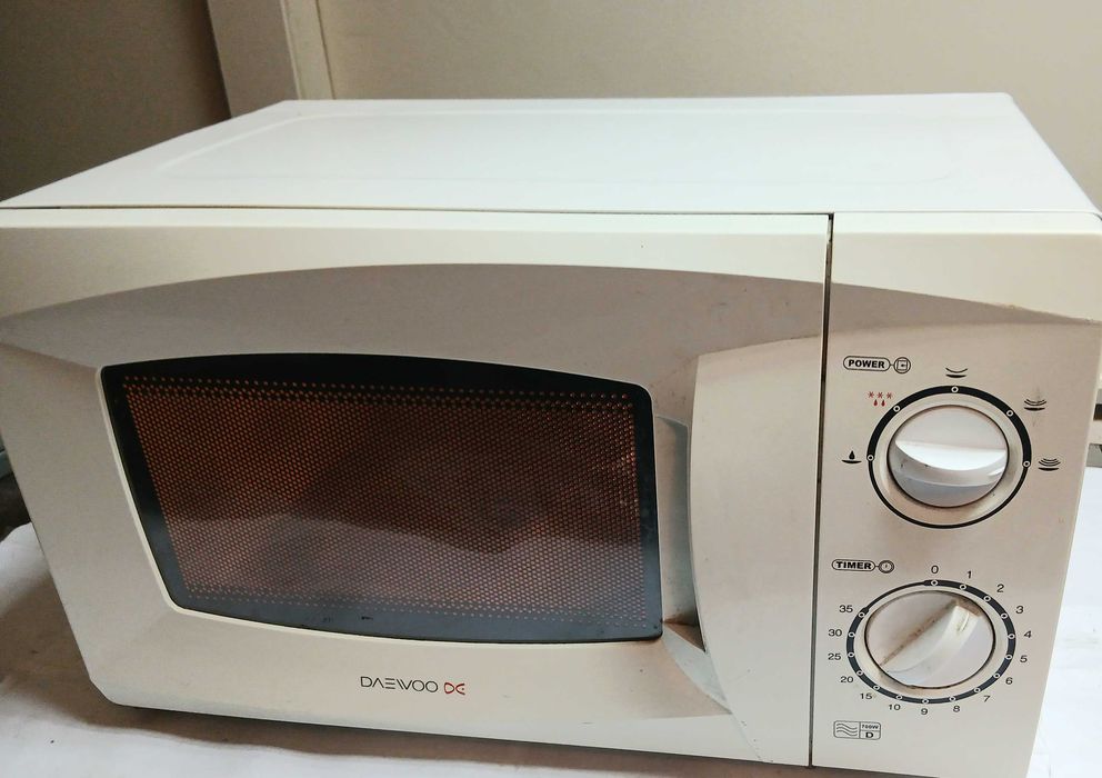 Микровълнова печка DAEWOO