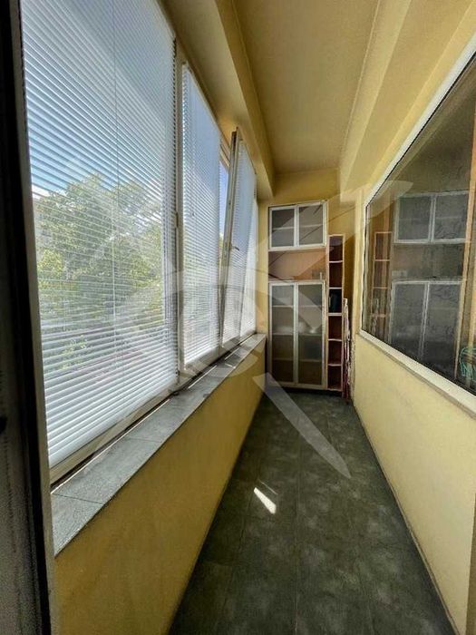 Дава се под наем Четиристаен апартамент в София, Център - 130 кв.м за 847.62 € - Снимка #11