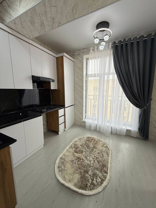 Квартира сотилади