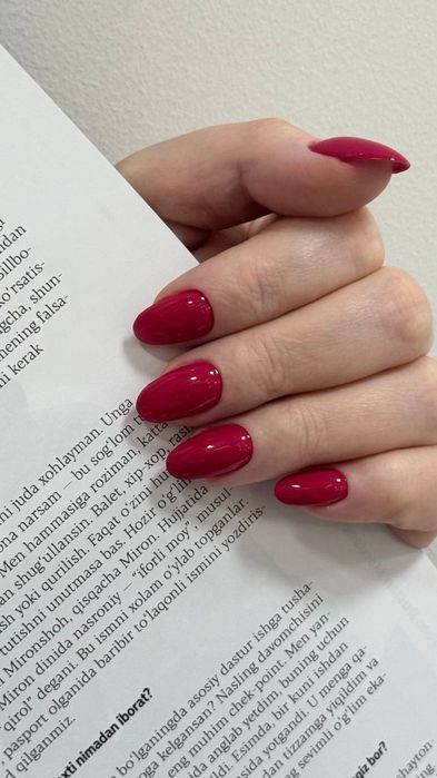 Маникюр / педикюр