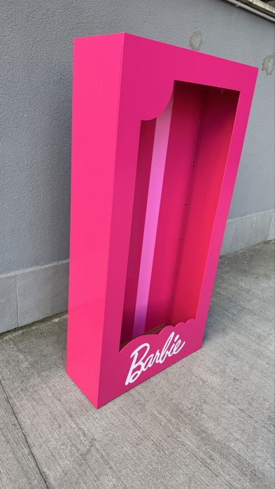Кутия Барби за украса - под наем !