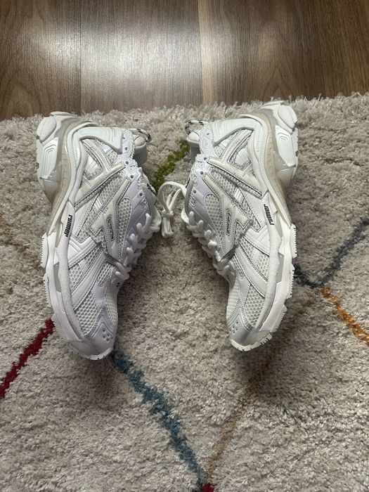 Balenciaga runner