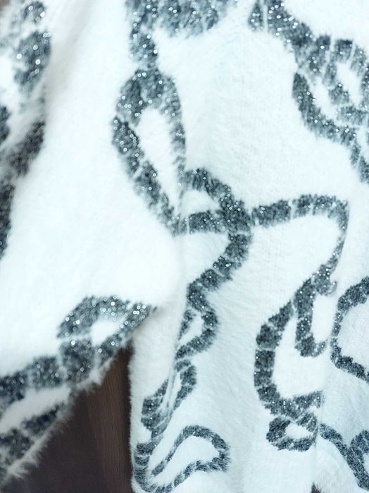 Луксозен пуловер