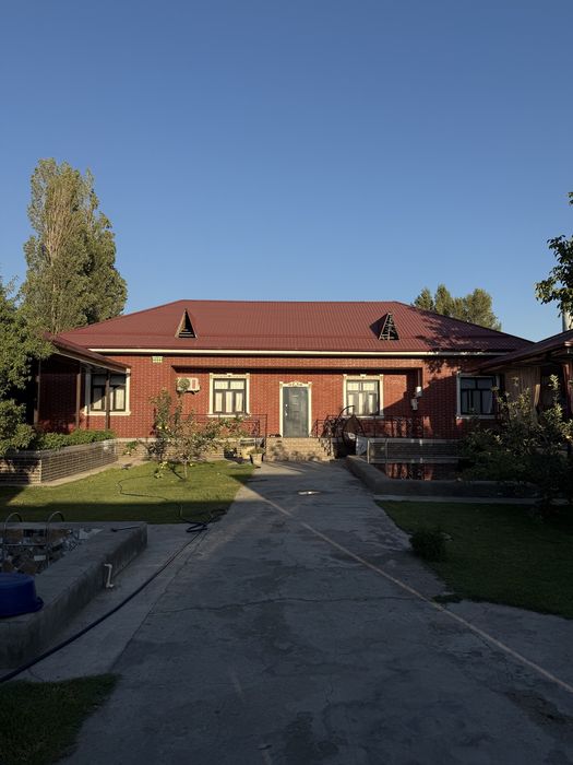 Продается дом в Ароме. 11км от Янги Узбекистана