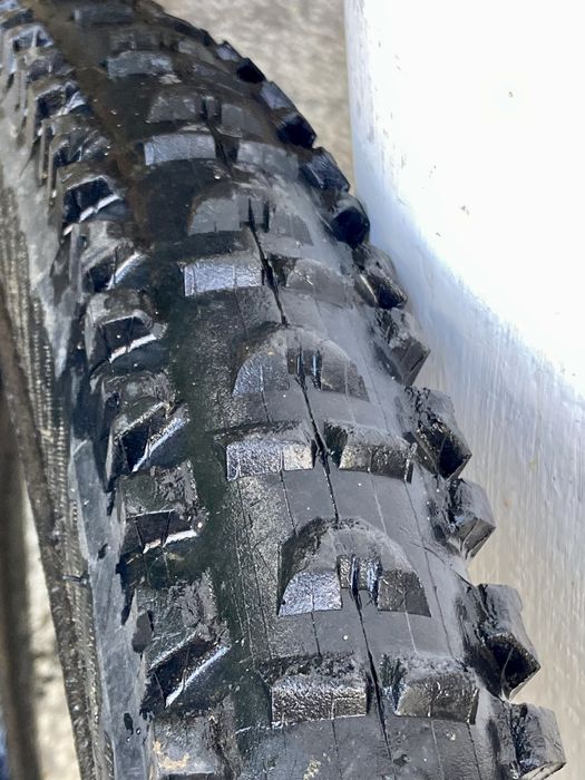 Гуми за спускане 26 maxxis High roller и minion