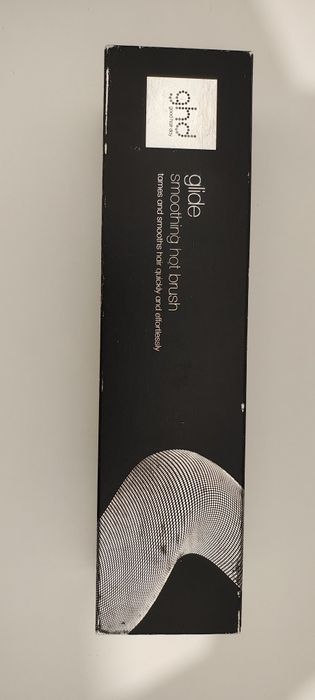 Vând perie profesionala   GHD Glide