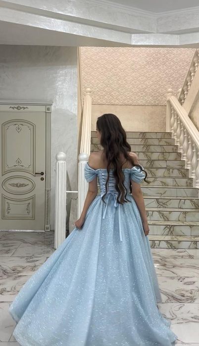 Продам  шикарное платье