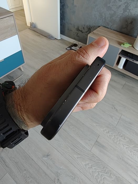 Google Pixel 9 ecran fisurat