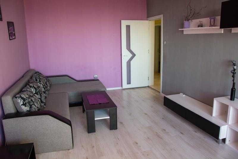 Дава се под наем Двустаен апартамент в Бургас, Лазур - 70 кв.м за 408 € - Снимка #7